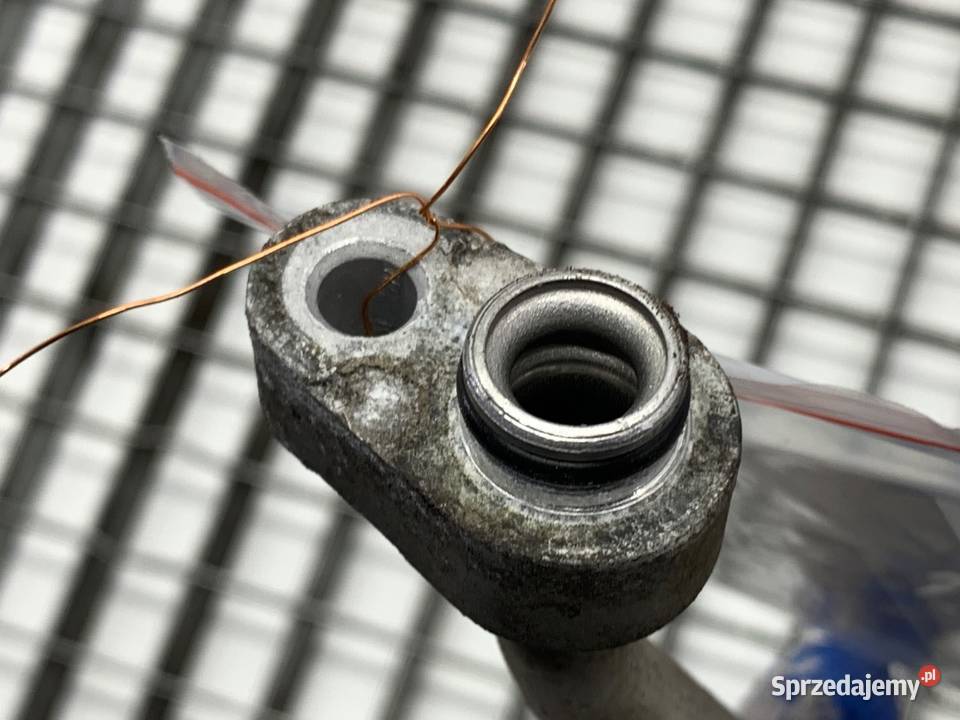 RURKA KLIMATYZACJI TOYOTA AURIS II 18 99 1318 osobowe