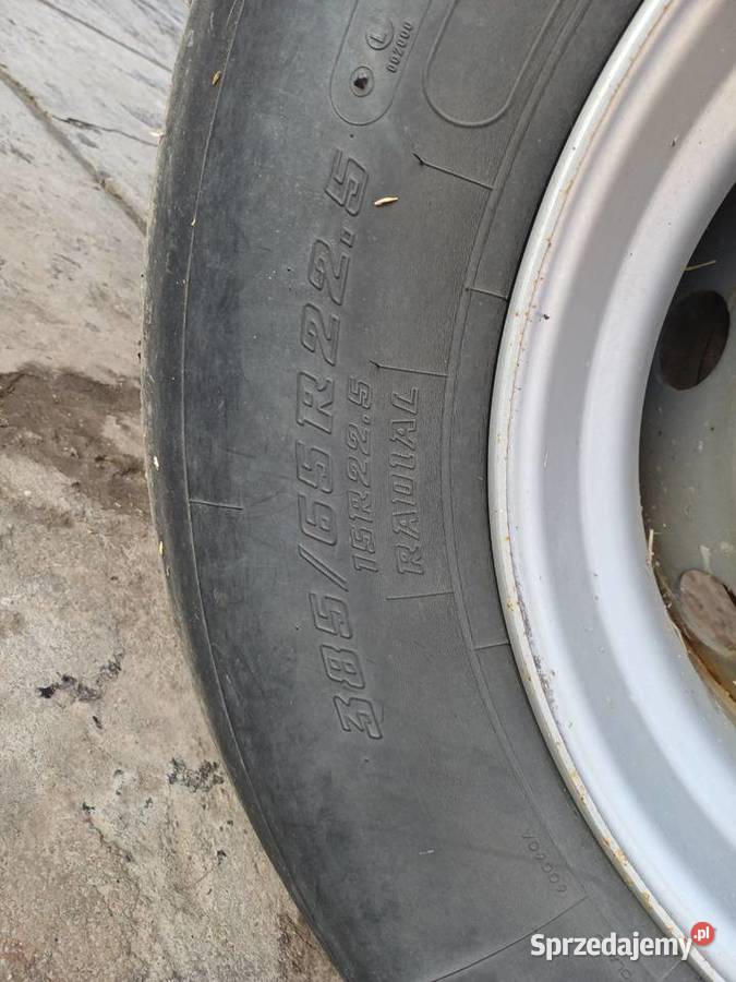 Przyczepa D 83 Przyczepy rolnicze Jacków sprzedam