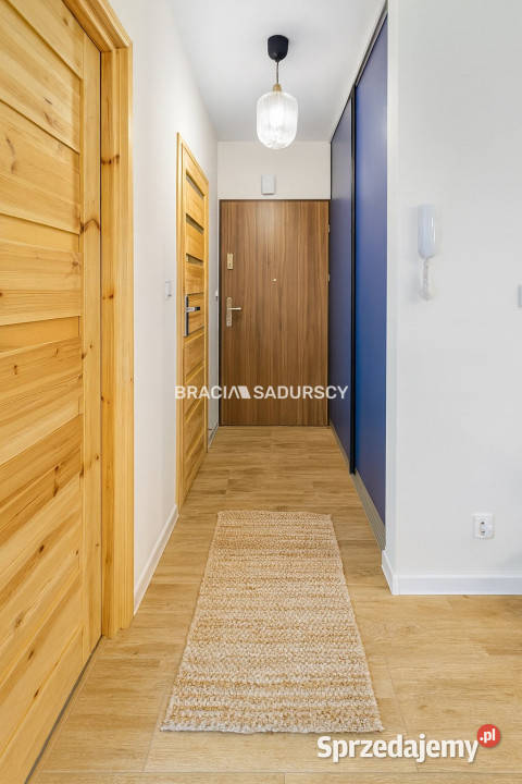 sprzedaży mieszkania 5074 metry 3 pokoje Kraków 50.74m2