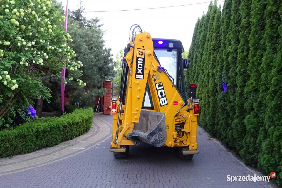 na równych kołach JCB 2CX SM 4 WS JCB 2CX 4x4 5500h Góra Kalwaria