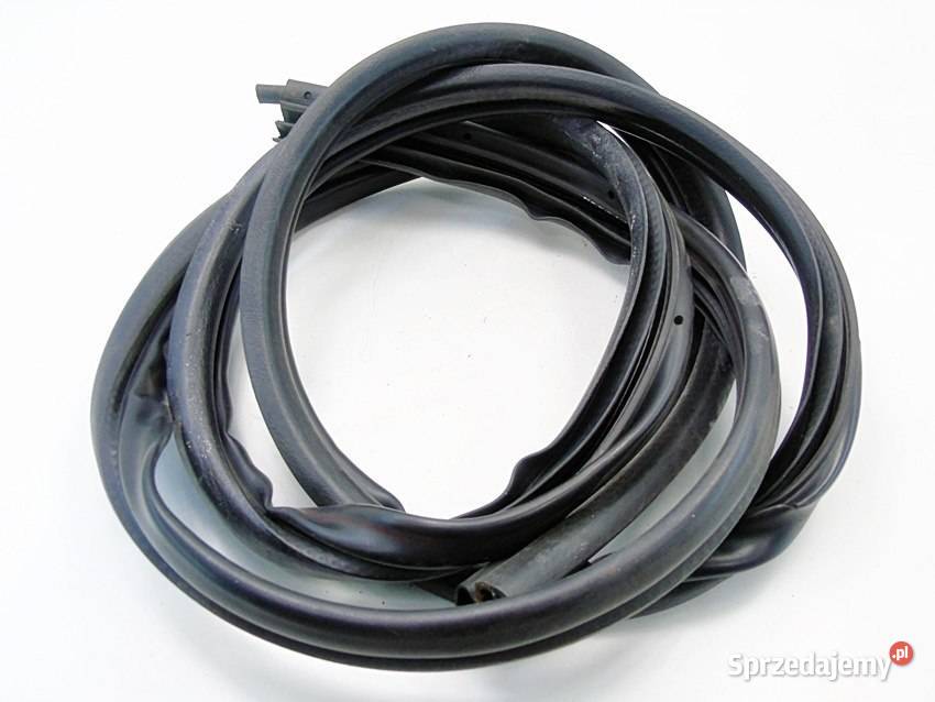 Uszczelka wnęki drzwi prawy tył Nissan Almera osobowe