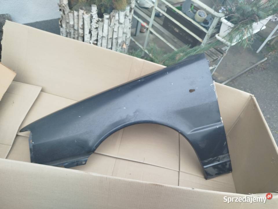 Fiat uno MK1 błotnik lewy przód Ryn
