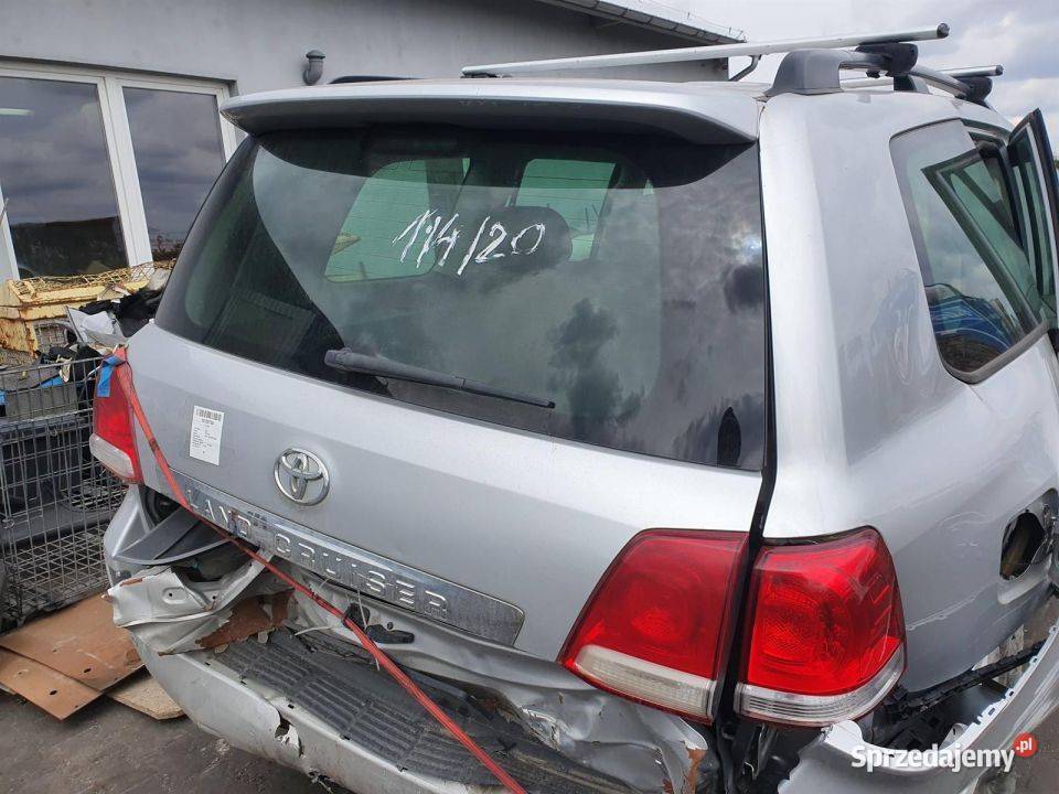 KLAPA TOYOTA LAND CRUISER 200 TYŁ TYLNA V8 Lipno