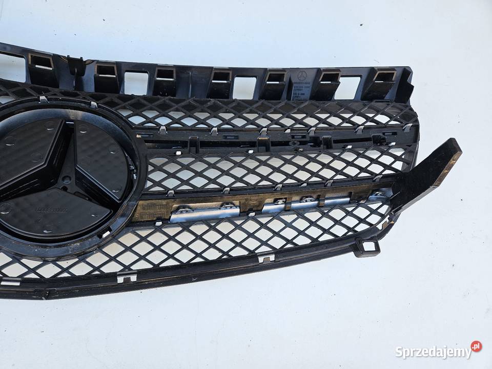 MERCEDES W176 1215 GRILL ATRAPA ZDERZAKA PRZÓD osobowe Międzychód sprzedam