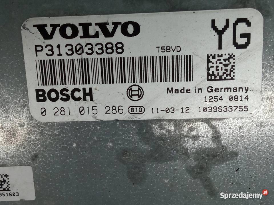 STEROWNIK SILNIKA P31303388 0281015286 24 D 205 osobowe Części samochodowe