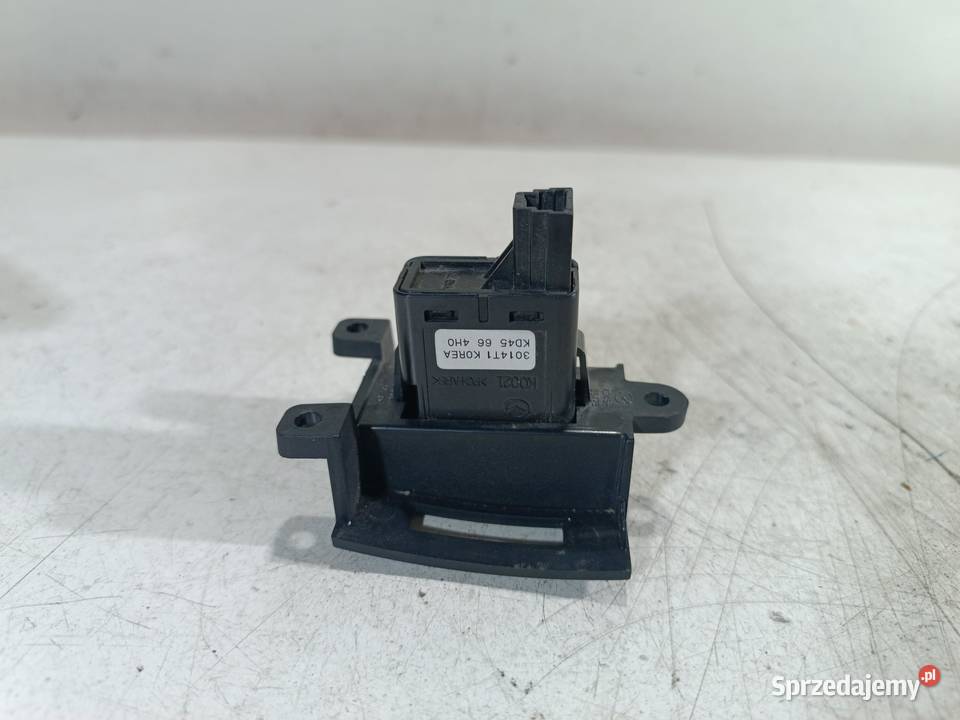 WŁĄCZNIK ŚWIATEŁ AWARYJNYCH MAZDA CX5 KD45664H0