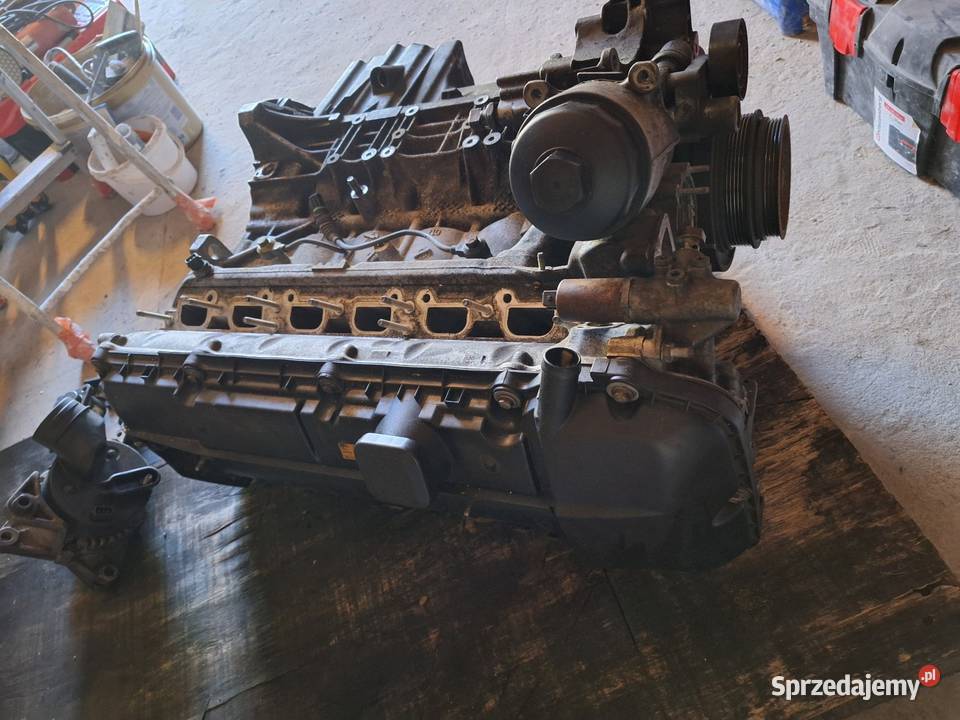 Silnik słupek Bmw M54b25 upg Tłuchowo