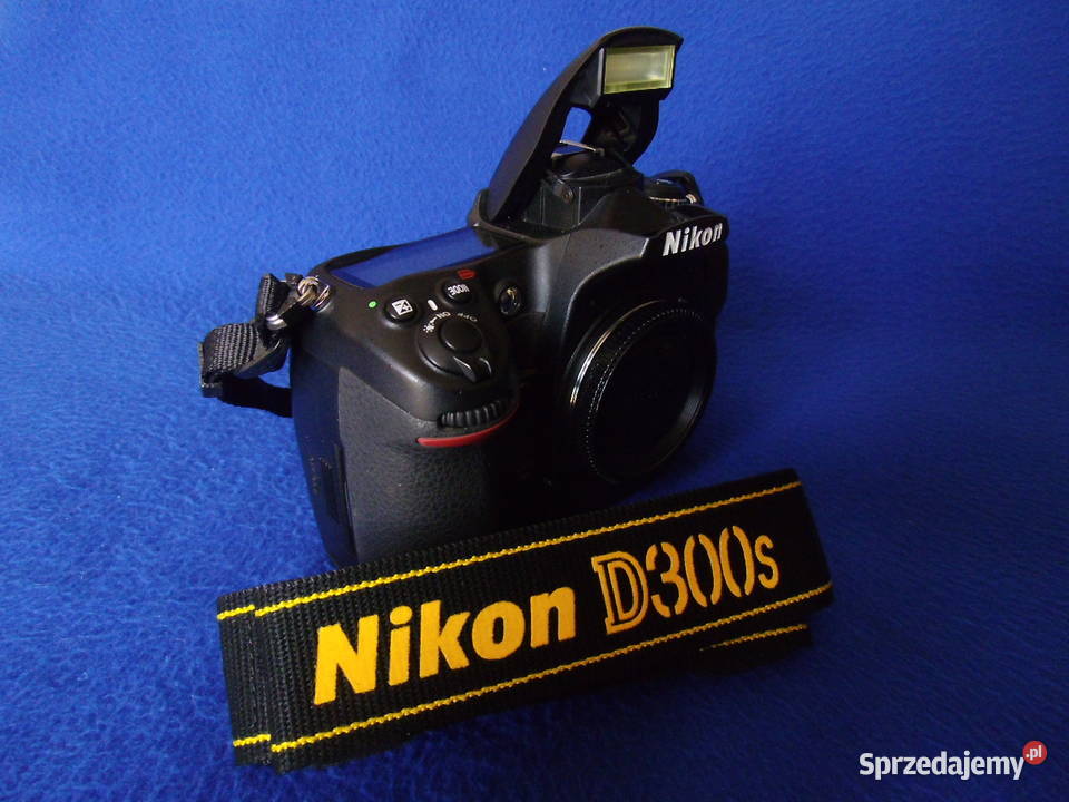 Aparat NIKON D 300 s z niskim przebiegiem Elektronika Bielawa