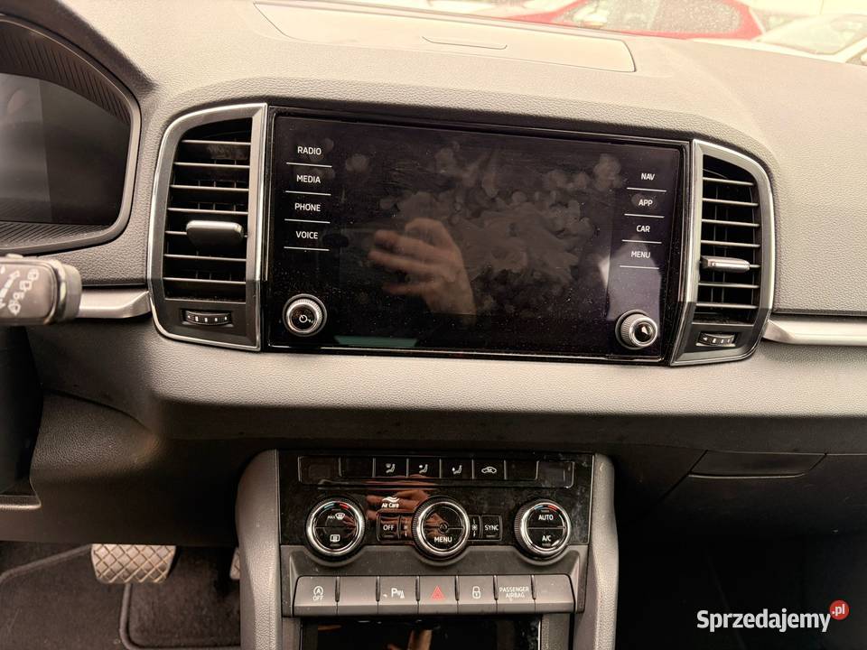 SKODA Karoq 20 TDi 115 Business DSG7 GS222 Płońsk