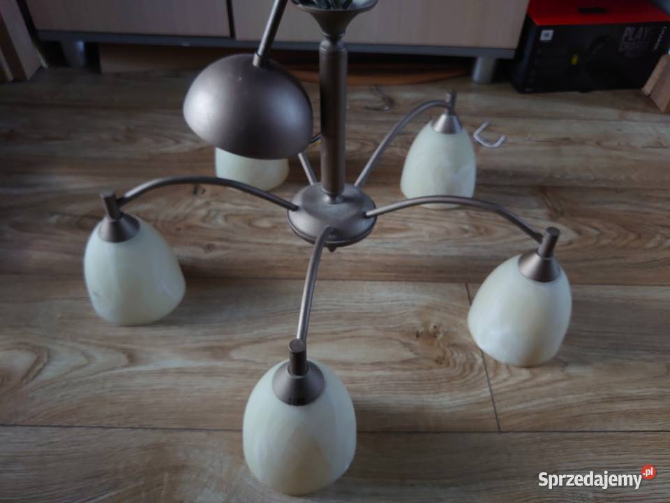 Żyrandol używany 20 letni Stan do wyczyszczenia Lampy wiszące mazowieckie