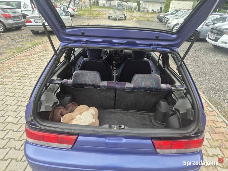 Suzuki Swift 10 benz 53 Zdrowy 1998 r niebieski Bujaków