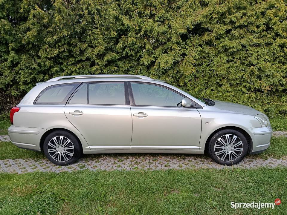 Toyota Avensis 1800cm3 Avensis Serbów