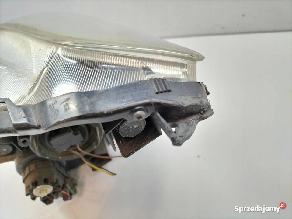 LAMPA PRZÓD PRAWA EU USZKODZONA Suzuki Baleno II świętokrzyskie