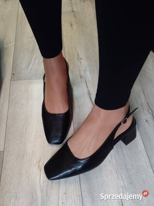 41 Czarne czółenka wieczorowe z odkrytą piętą małopolskie Kraków