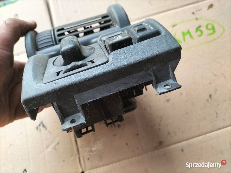 WŁĄCZNIK PRZEŁĄCZNIK ŚWIATEŁ Opel Corsa B Wyposażenie wnętrza Kamień-Kolonia sprzedam
