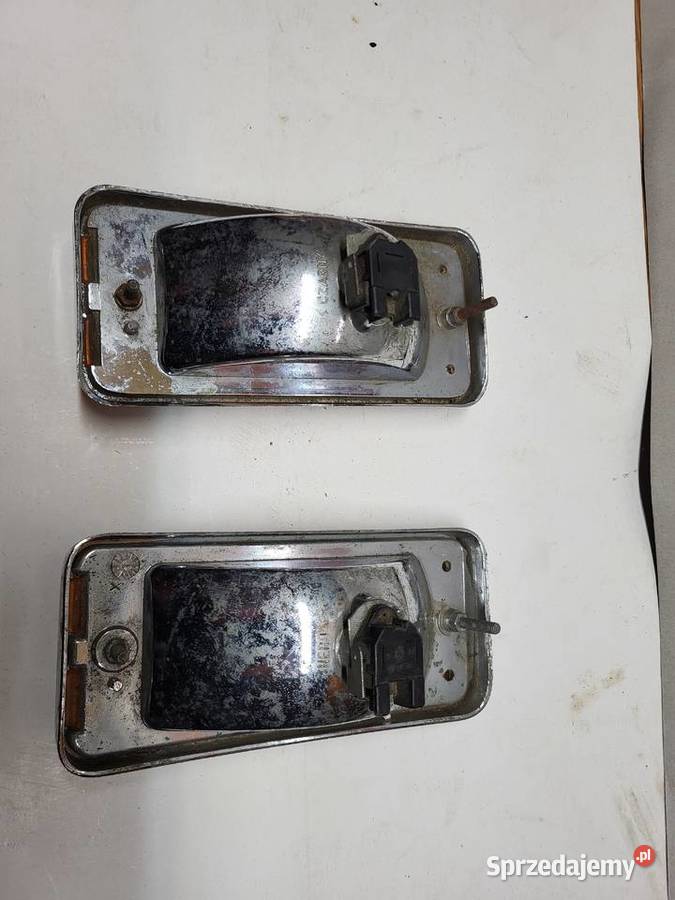 Fiat 125 1300 Autosan lampa kierunkowskaz lampy Chodzież