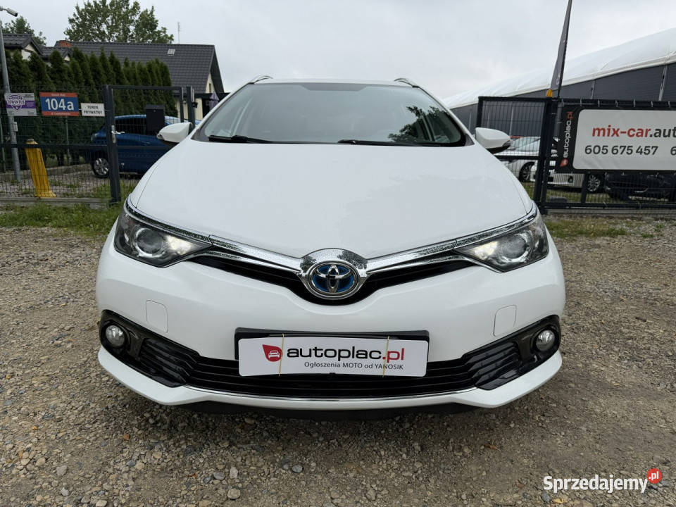 Toyota Auris 18 HSD 136 Serwisowany Kamera Ładny Otwock Mały