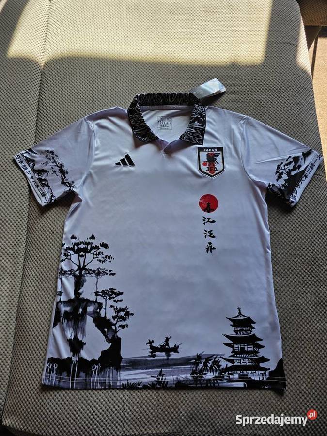 nowa z metką adidas koszulka piłkarska rozmiar M Adidas Kraków