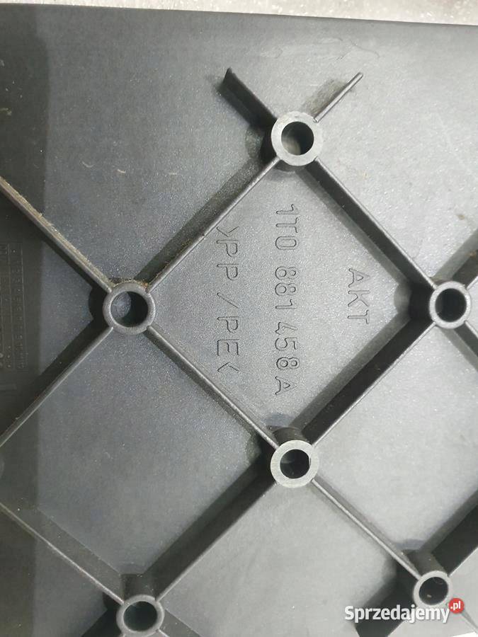 ZAŚLEPKA OSŁONA FOTELA P VW TOURAN LIFT