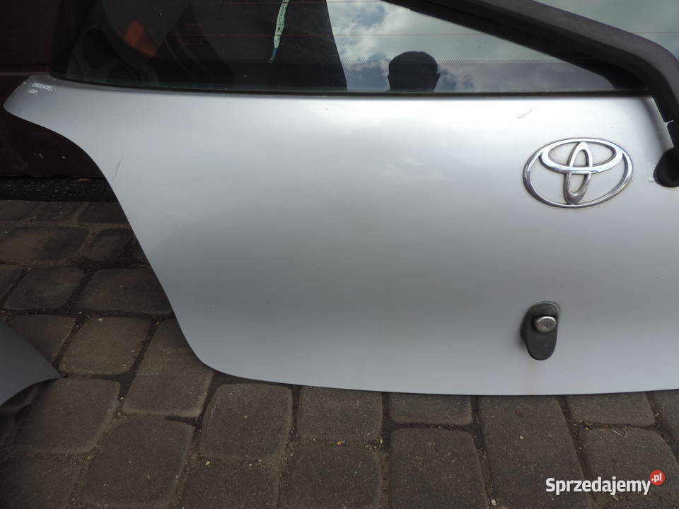 KLAPA BAGAŻNIKA TOYOTA YARIS I FL 1E7 HB Nowy Sącz