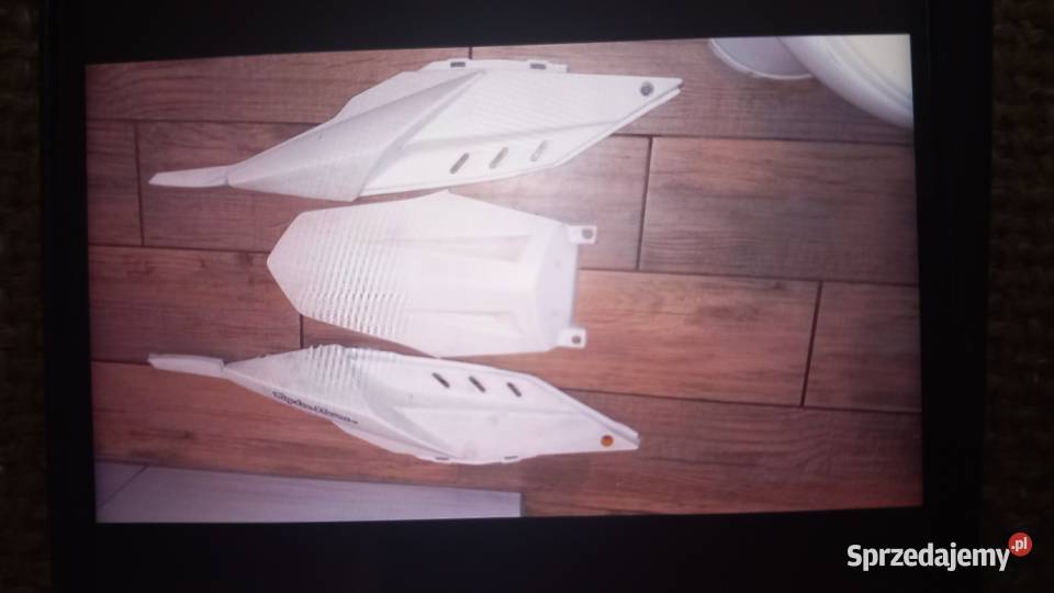 Spszedam plastiki crosa aprilla scot pomorskie Nowa Karczma