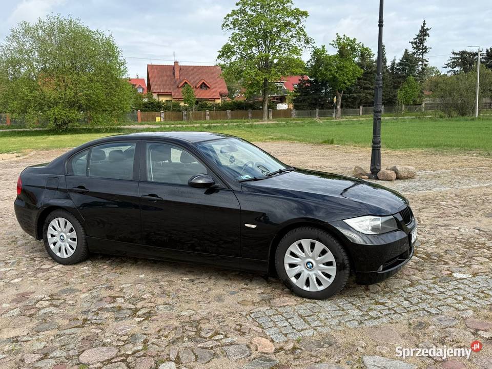 BMW E90 20 Benzyna Lekko uszkodzona Olsztyn