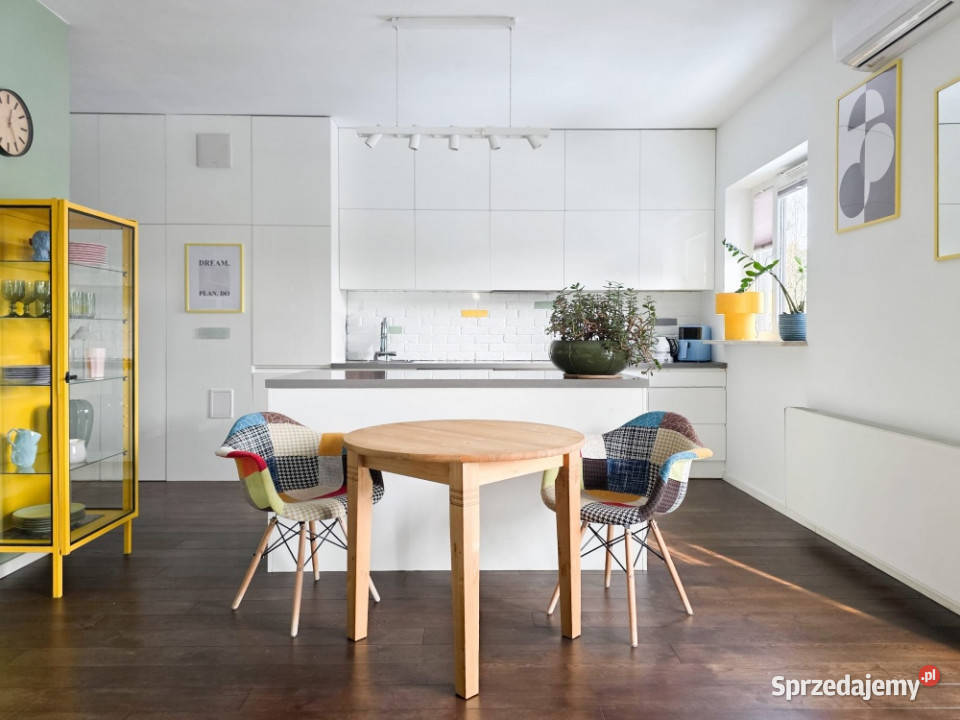 3 pokoje bezpośrednio pełne wyposażenie wysoki 2 piętra