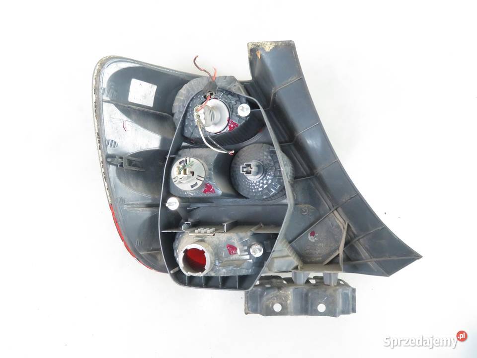 LAMPA PRAWA TYLNA HONDA CIVIC VII EU EP EV