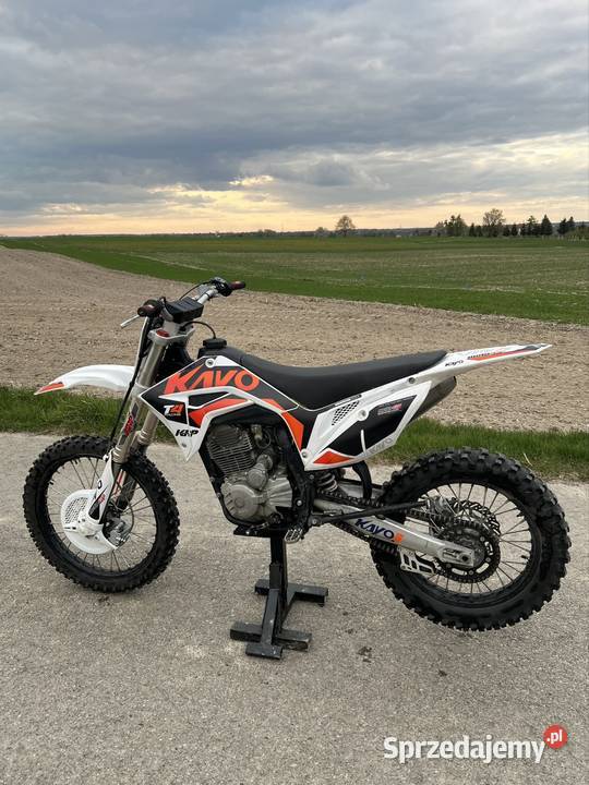 Kayo T4 250 Trawniki