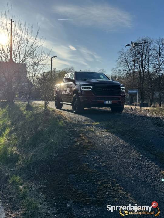 Dodge RAM 1500 57 HEMI V8 2021 Bordowy Zadbany nieuszkodzony wielkopolskie Wolsztyn