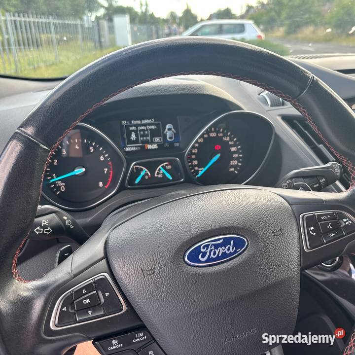 Sprzedam Forda Kuga 2 genlift automatyczna Bycina