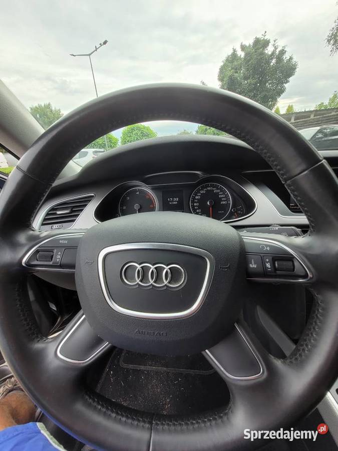 Audi A4 b8 20 tdi Niski przebieg diesel A4 sprzedam