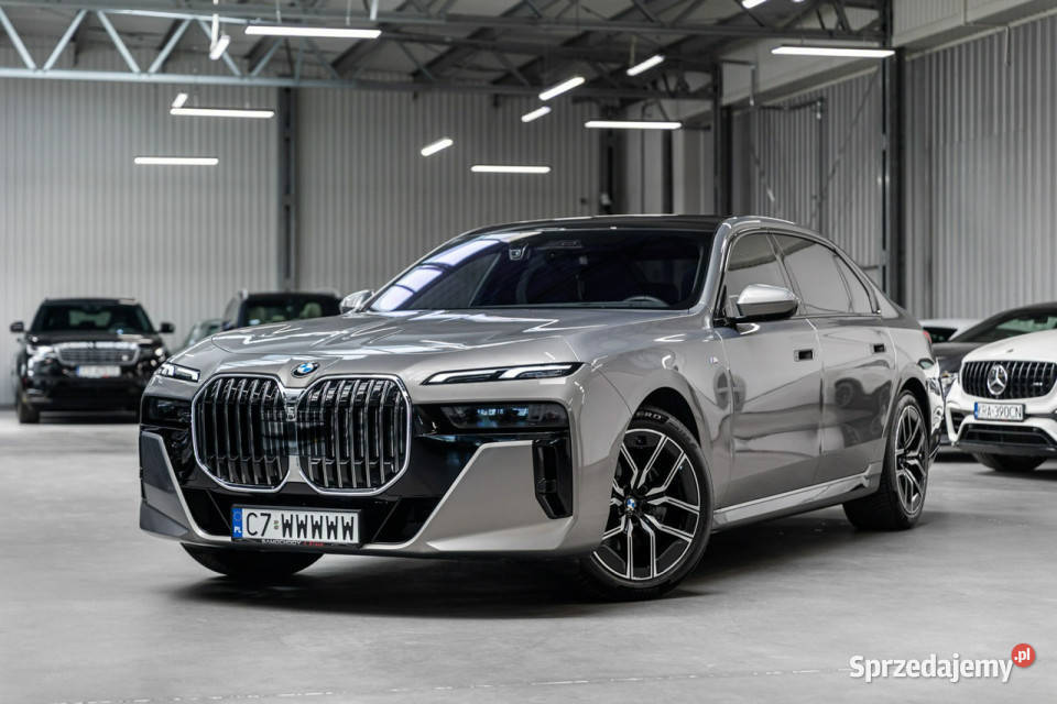 BMW 740 FV 23 Gwarancja 122027 Webasto Sky Węgrzce