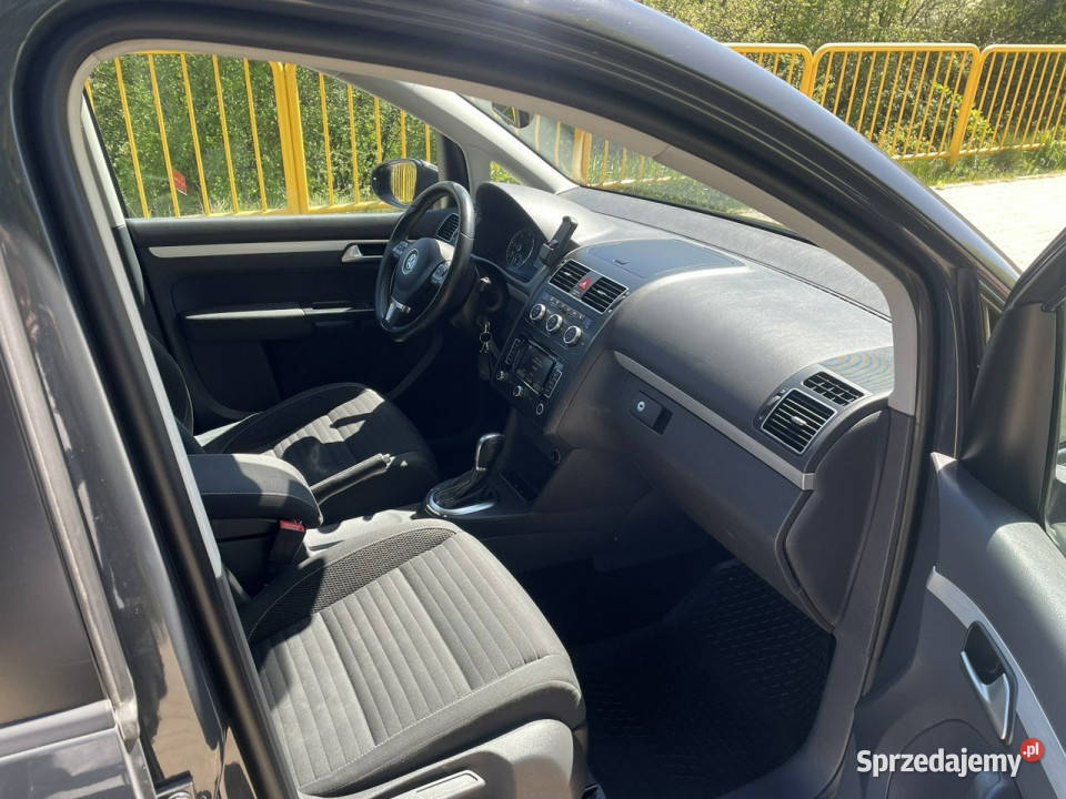 Volkswagen Touran Volkswagen Touran 16TDI 2014 wielkopolskie Gostyń sprzedam