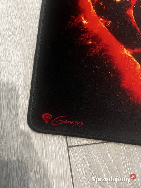 Podkładka pod mysz myszkę Genesis M12 Fire czarno-czerwony sprzedam