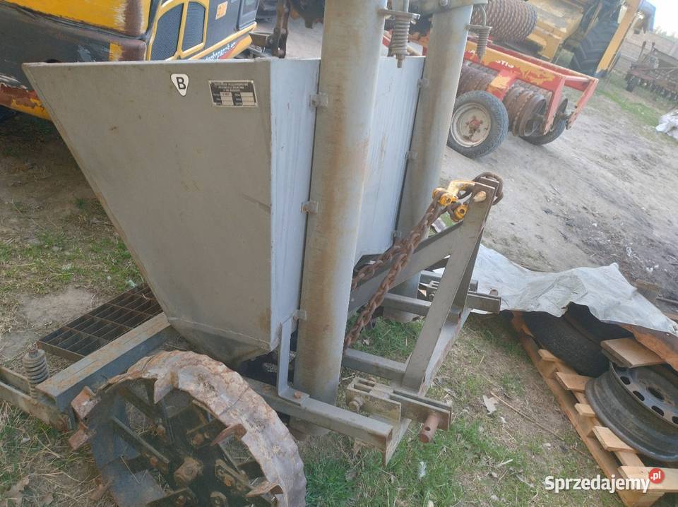 Sadzarka polska kubełkowa 2 sztuki mazowieckie Przasnysz