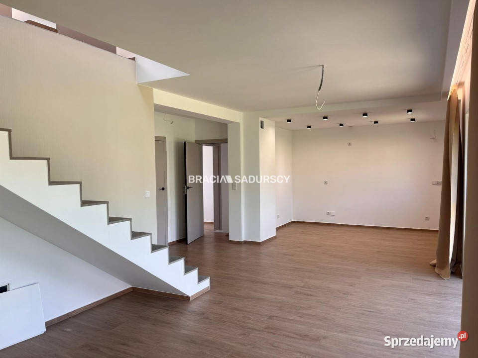 sprzedaży mieszkania 109m2 4 pokoje Libertów dwupoziomowe małopolskie