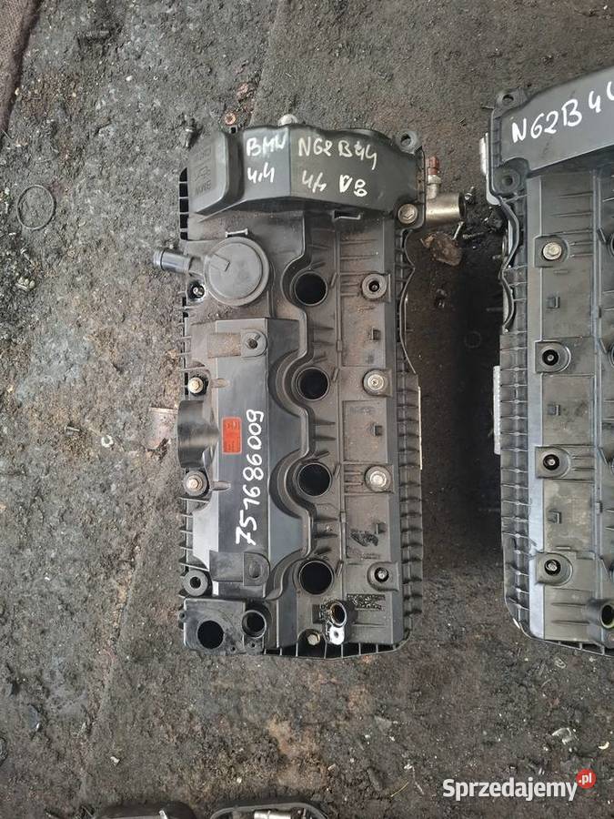 BMW 44 V8 E60 E65 N62B44 głowica pokryw