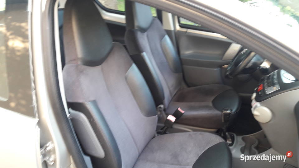 TOYOTA AYGO 10VV T Klima 5 d sprowadzony Aygo Iłża