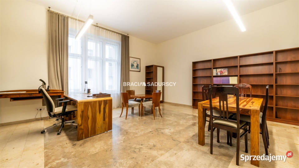 wynajmu lokalu 475m2 Kraków Retoryka