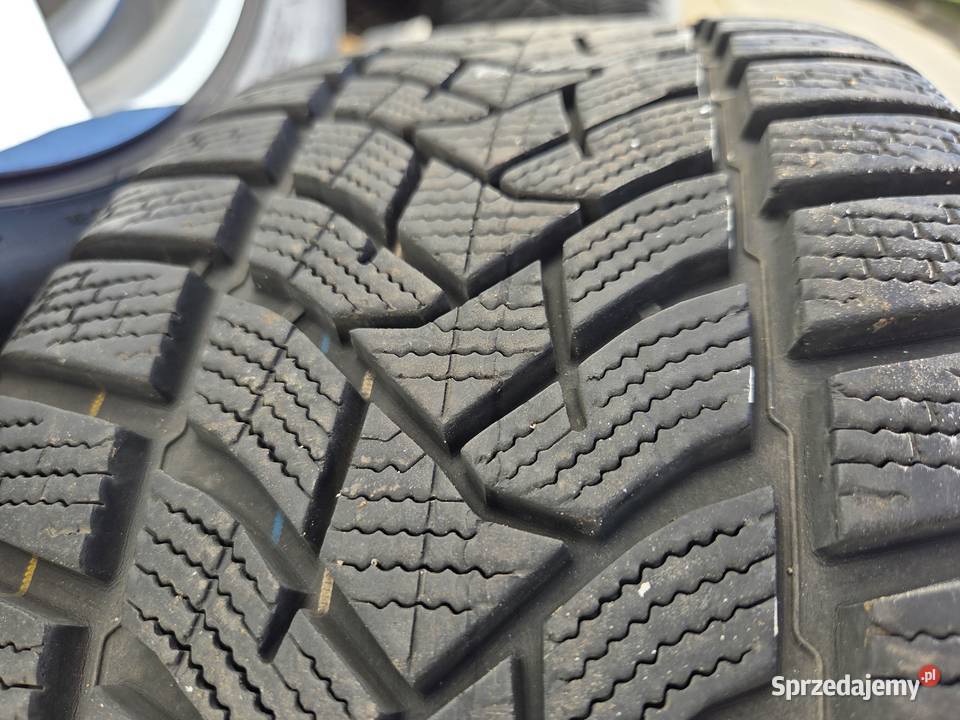 Koła zimowe Mercedes Benz W212 E klasa Felgi Samochodowe Krosno sprzedam