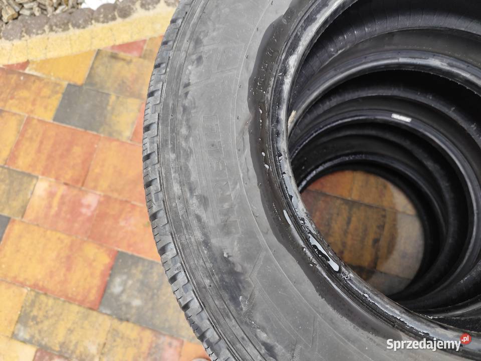 Opony Pirelli Carrier zimowe 21575R16C Kraśnik sprzedam