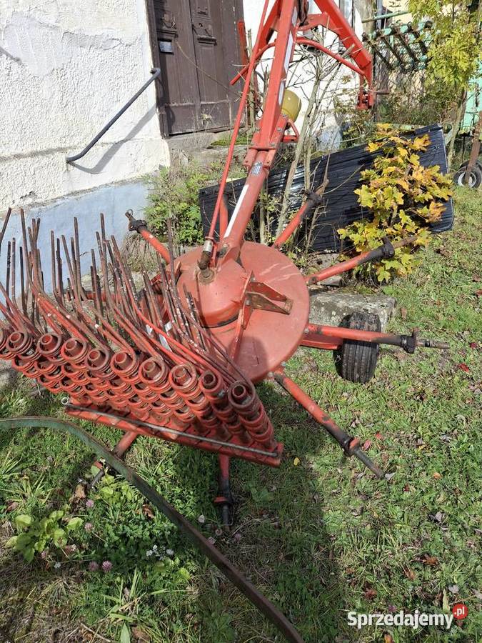 Zgrabiarka fella Deutzfahr