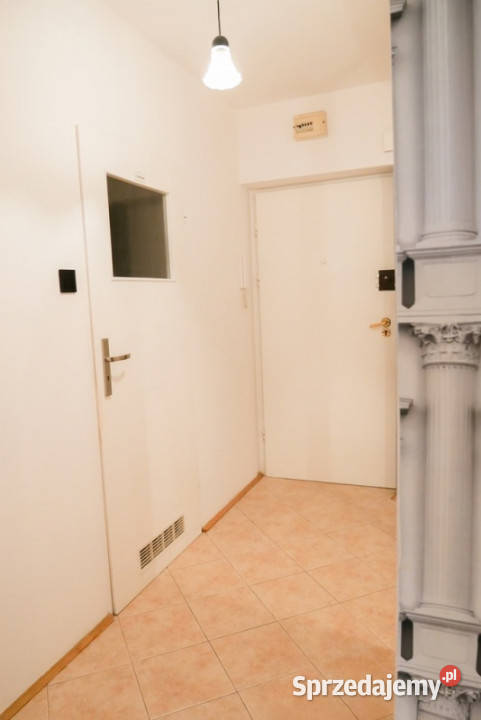 Mieszkanie plus miejsce postojowe Warszawa