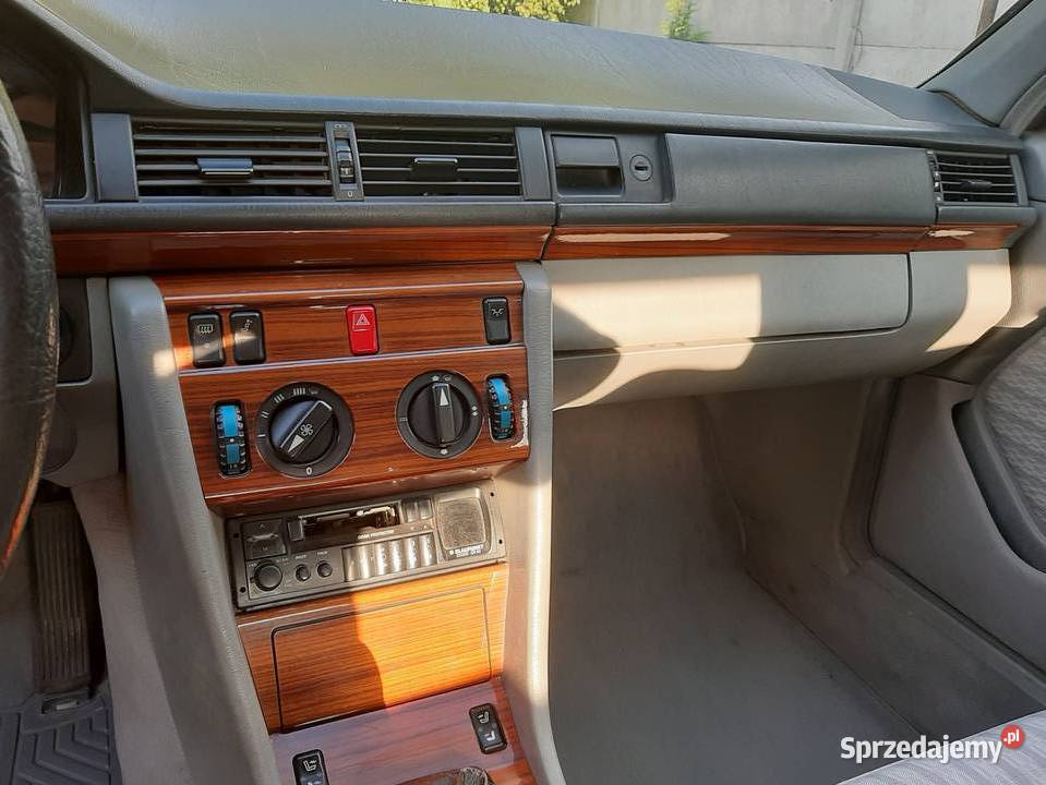 MERCEDESBENZ 230E W124 SZEROKA LISTWA NISKI Proszowice sprzedam