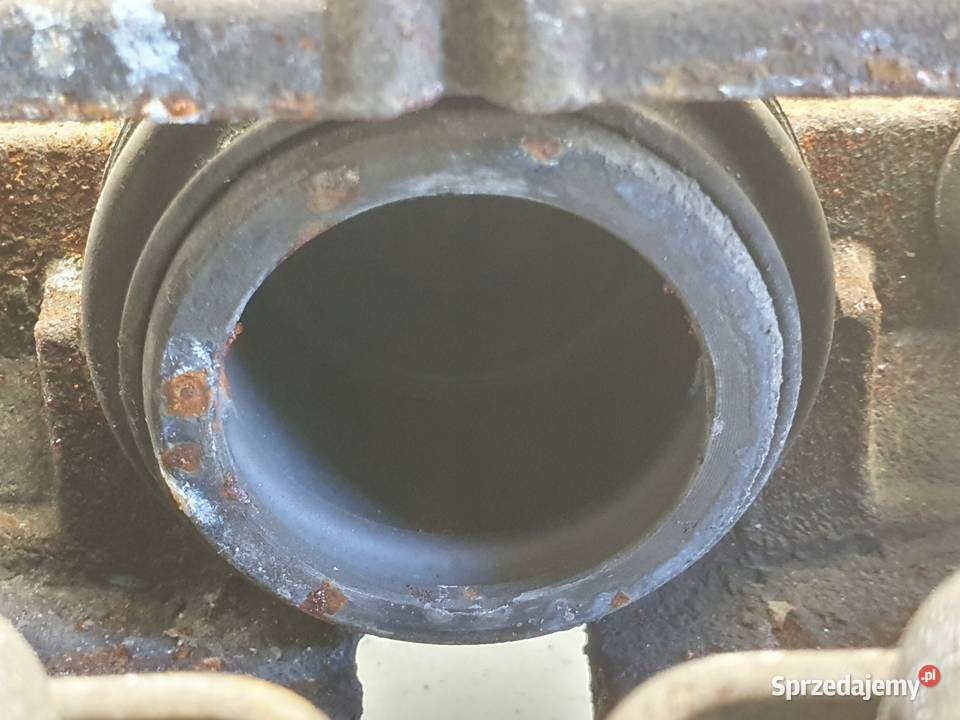 Volvo S60 III V60 XC60 II PRZEDNI ZACISK Rudka