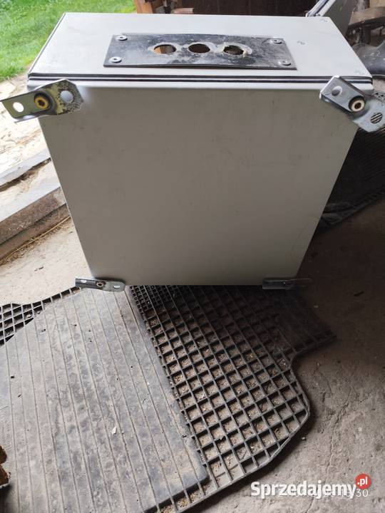 Skrzynka elektryczna osobowe sprzedam