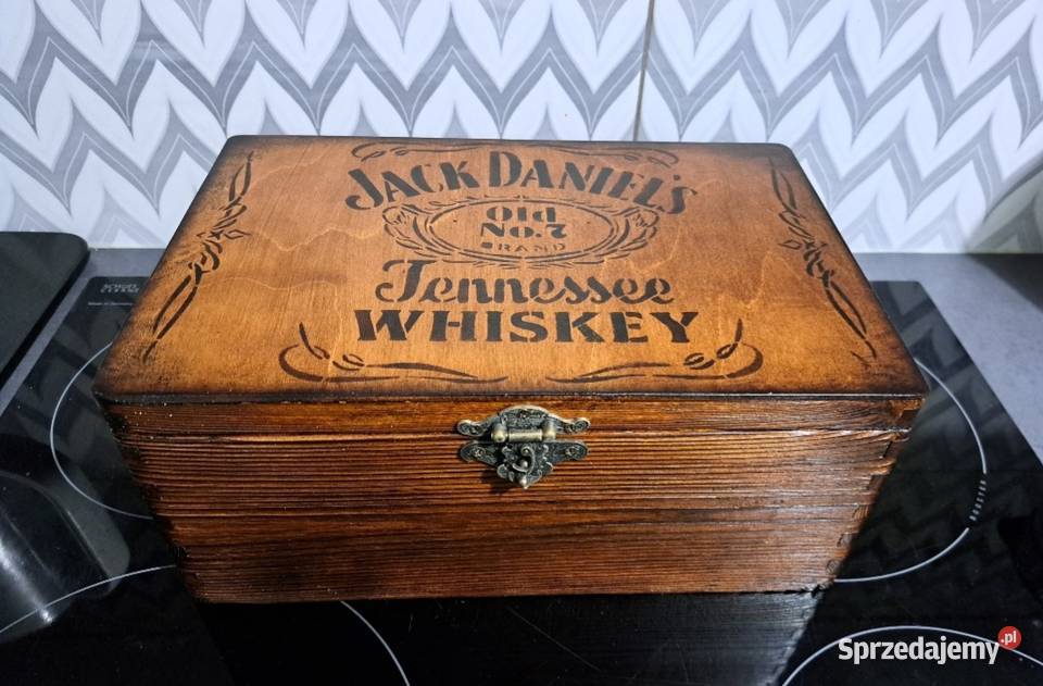 Kuferek Jack Daniels opalany Rękodzieło