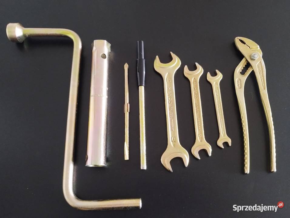 Zestaw odnowionych narzędzi do BMW e30 cabrio Częstochowa