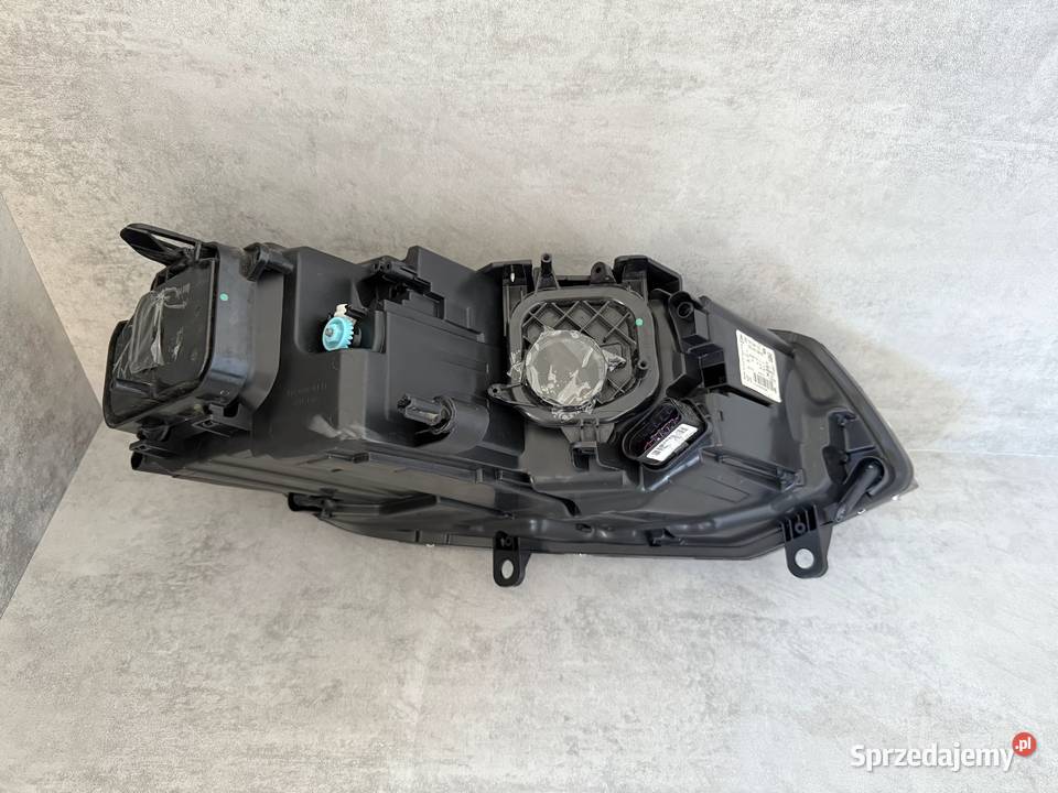 VW TOUAREG II 7P LIFT LAMPA LEWY PRZÓD LEWA Wijewo
